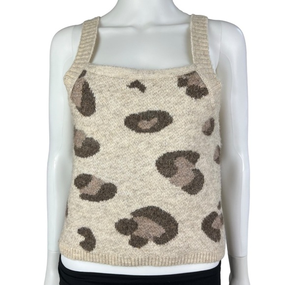 entro Knit Cropped‎ Top Leopard Print Womens Size M - NWT - Picture 1 of 9